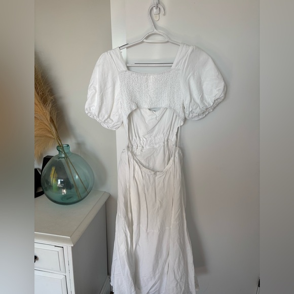 Astr White Midi Dress - Picture 4 of 4